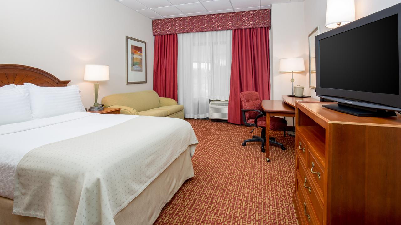 Holiday Inn Chicago Northwest/Crystal Lake/Convention Center - thumb 1