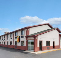 Super 8 by Wyndham Crystal Lake - Tourism Bookings