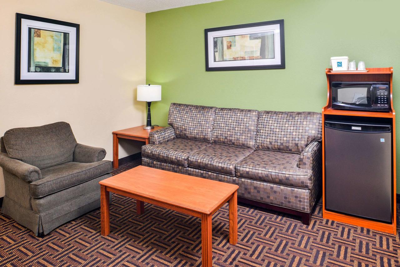 Quality Inn Bolingbrook I-55 - thumb 9