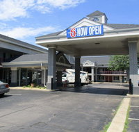 Motel 6 Alsip - Tourism Bookings