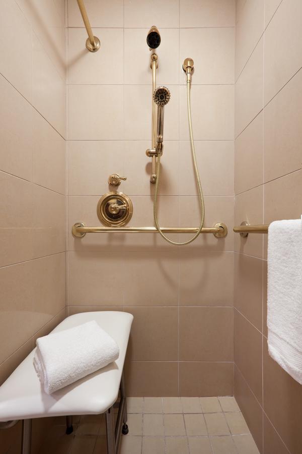 Harrah's Metropolis Hotel & Casino - thumb 2