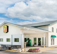 Super 8 by Wyndham Okawville - Tourism Bookings