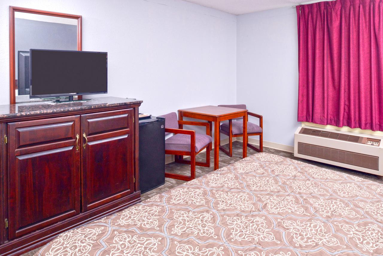Country Garden & Suites-Benton - thumb 4