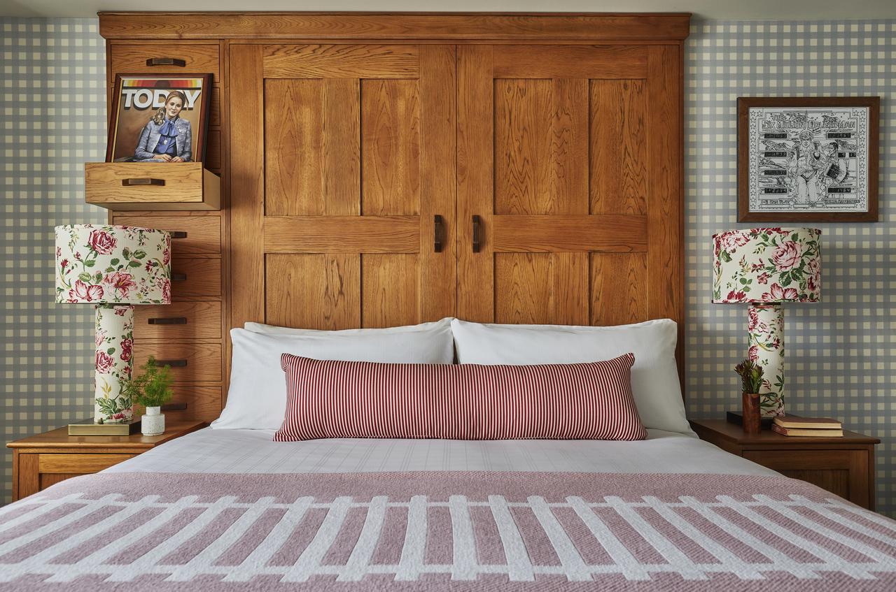 Graduate Bloomington - thumb 34