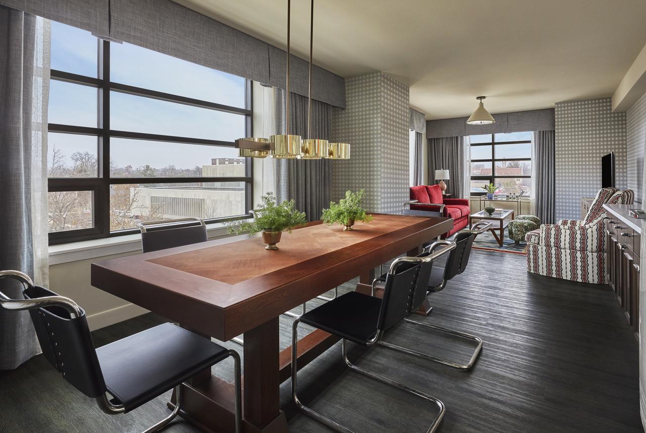 Graduate Bloomington - thumb 30