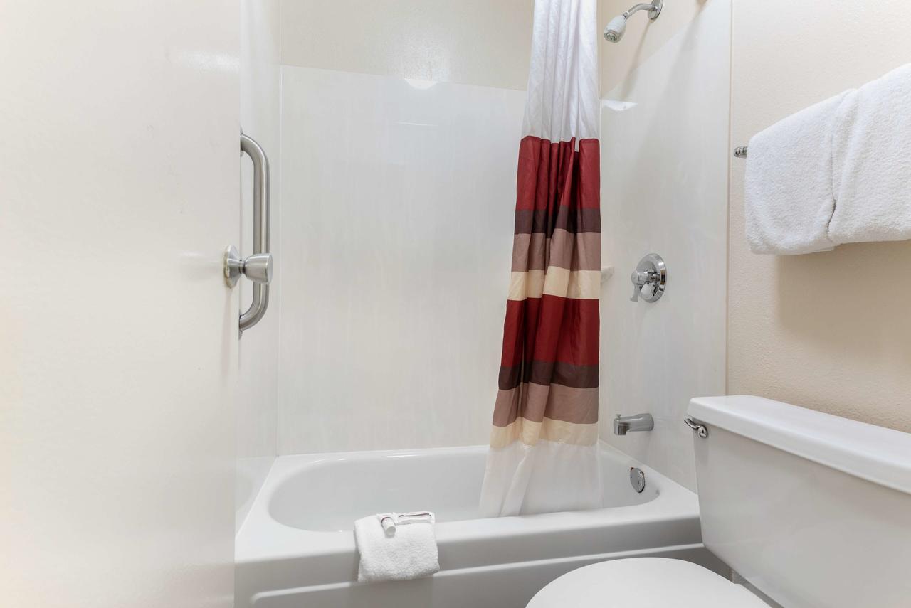 Red Roof Inn Lafayette - Purdue University - thumb 16