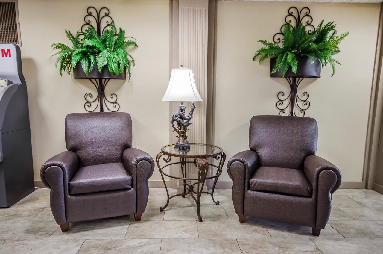 Radisson Hotel Louisville North - thumb 20