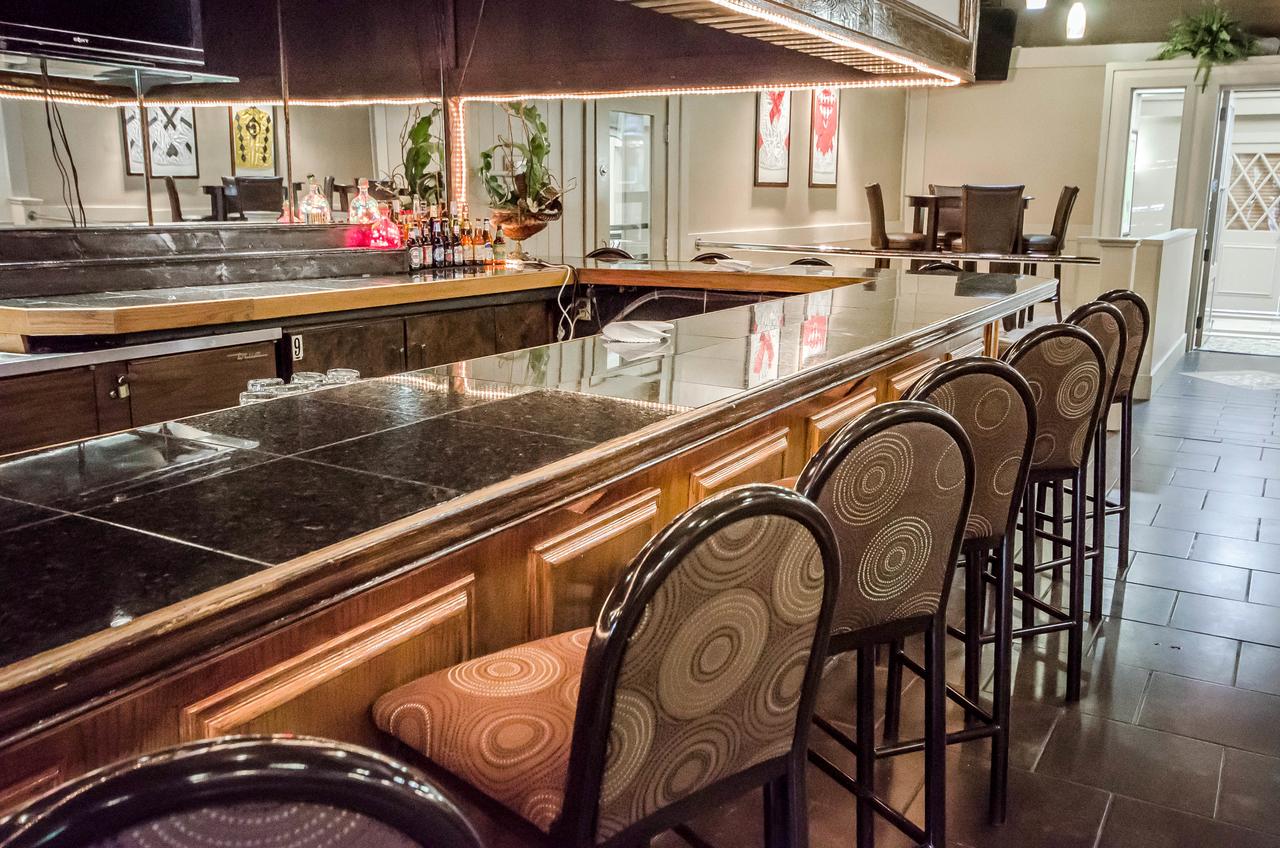 Radisson Hotel Louisville North - thumb 32