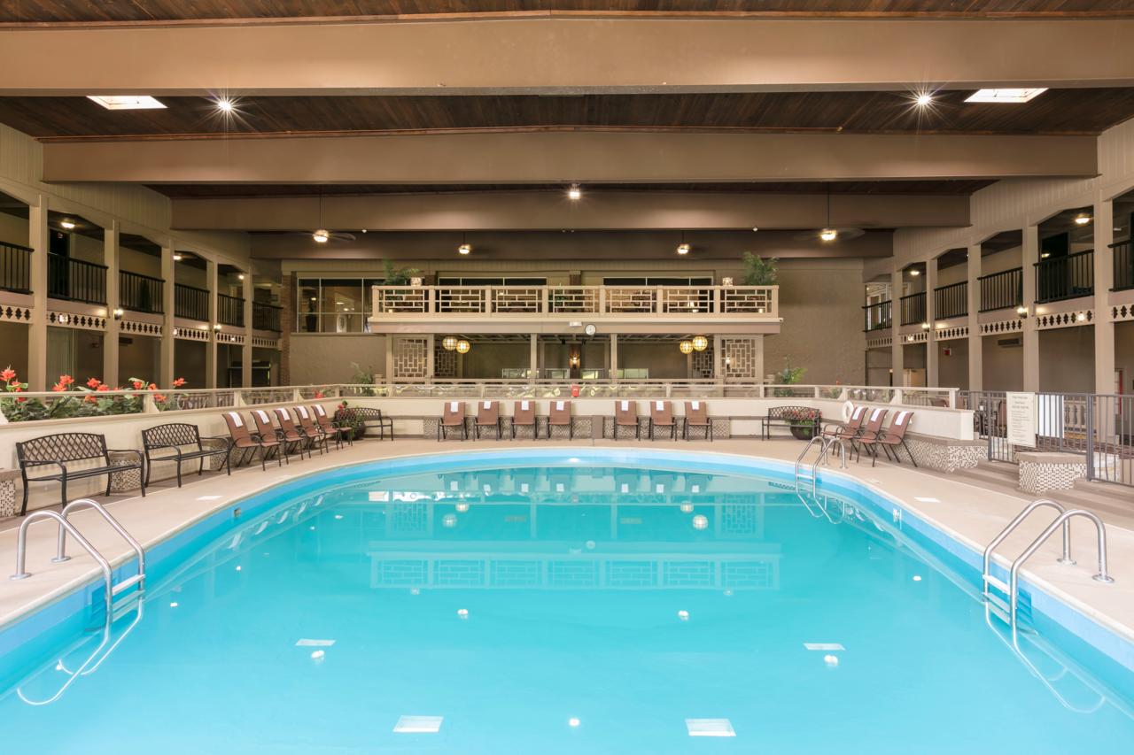 Radisson Hotel Louisville North - thumb 13