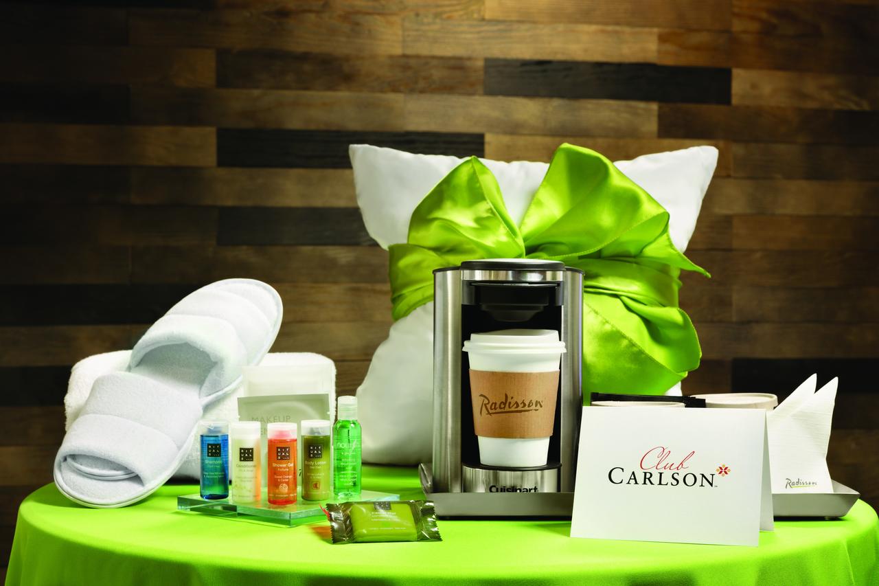 Radisson Hotel Louisville North - thumb 2