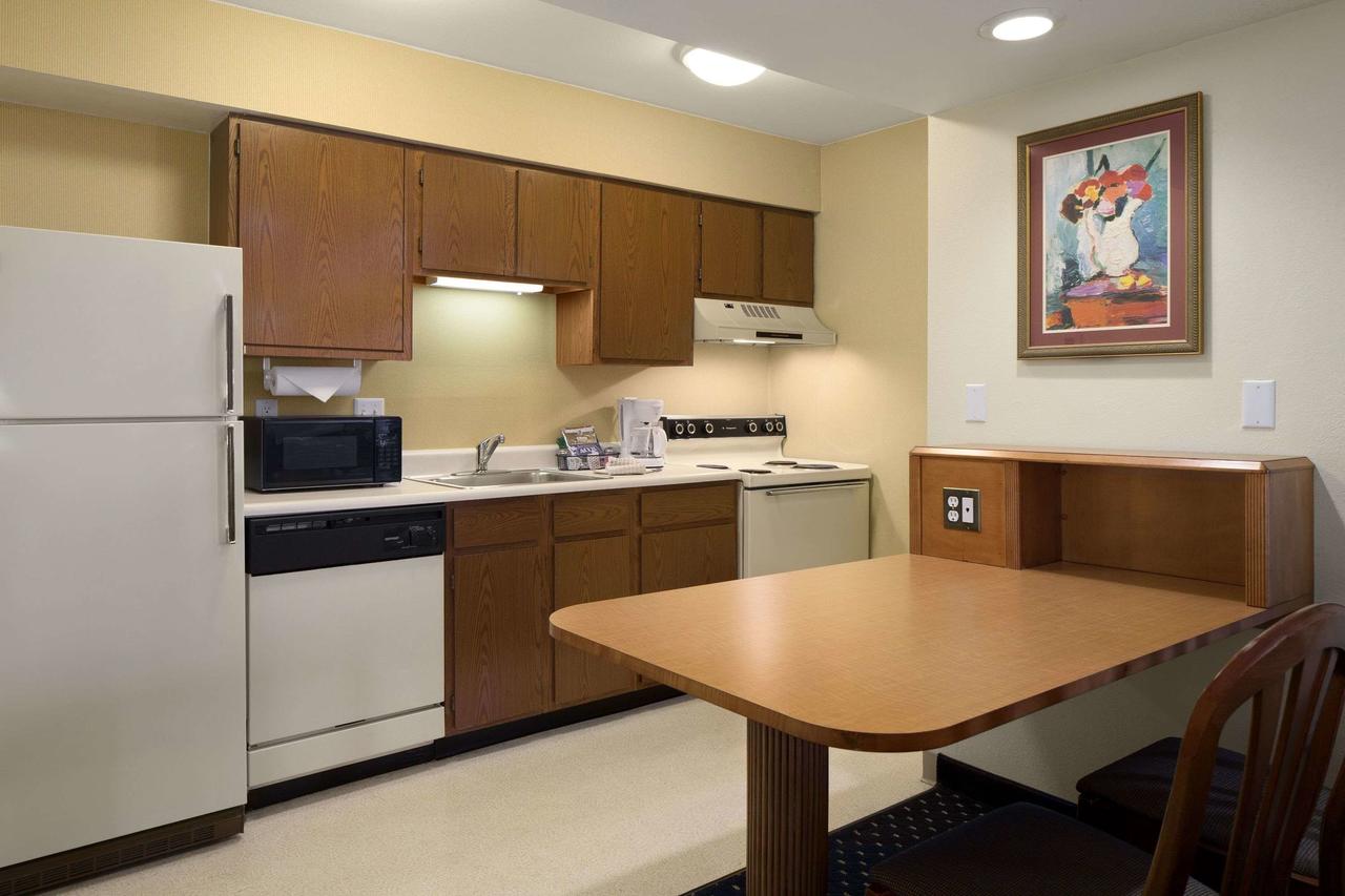 Hawthorn Suites - Fort Wayne - thumb 32
