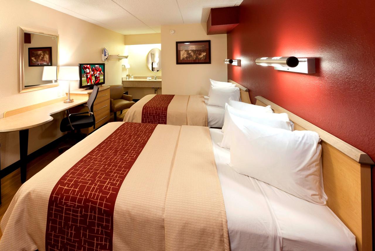 Red Roof Inn Elkhart - thumb 2