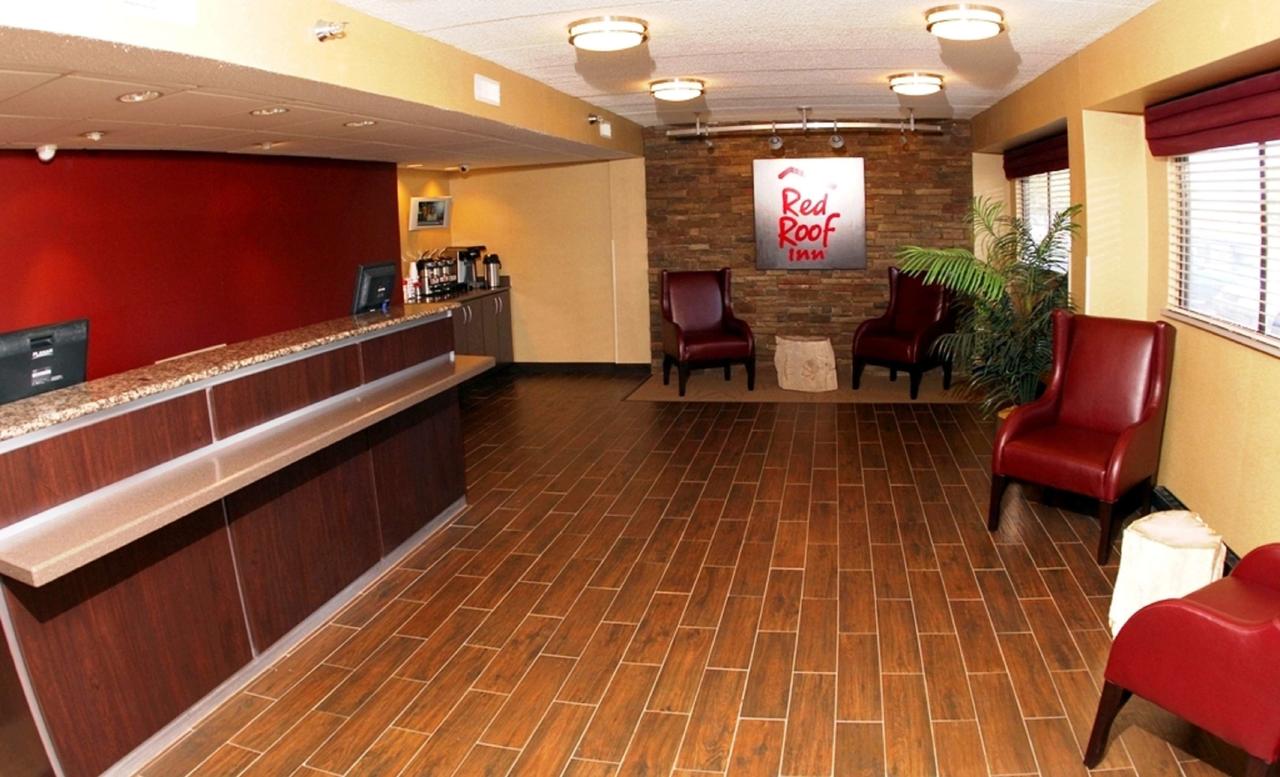 Red Roof Inn Elkhart - thumb 5