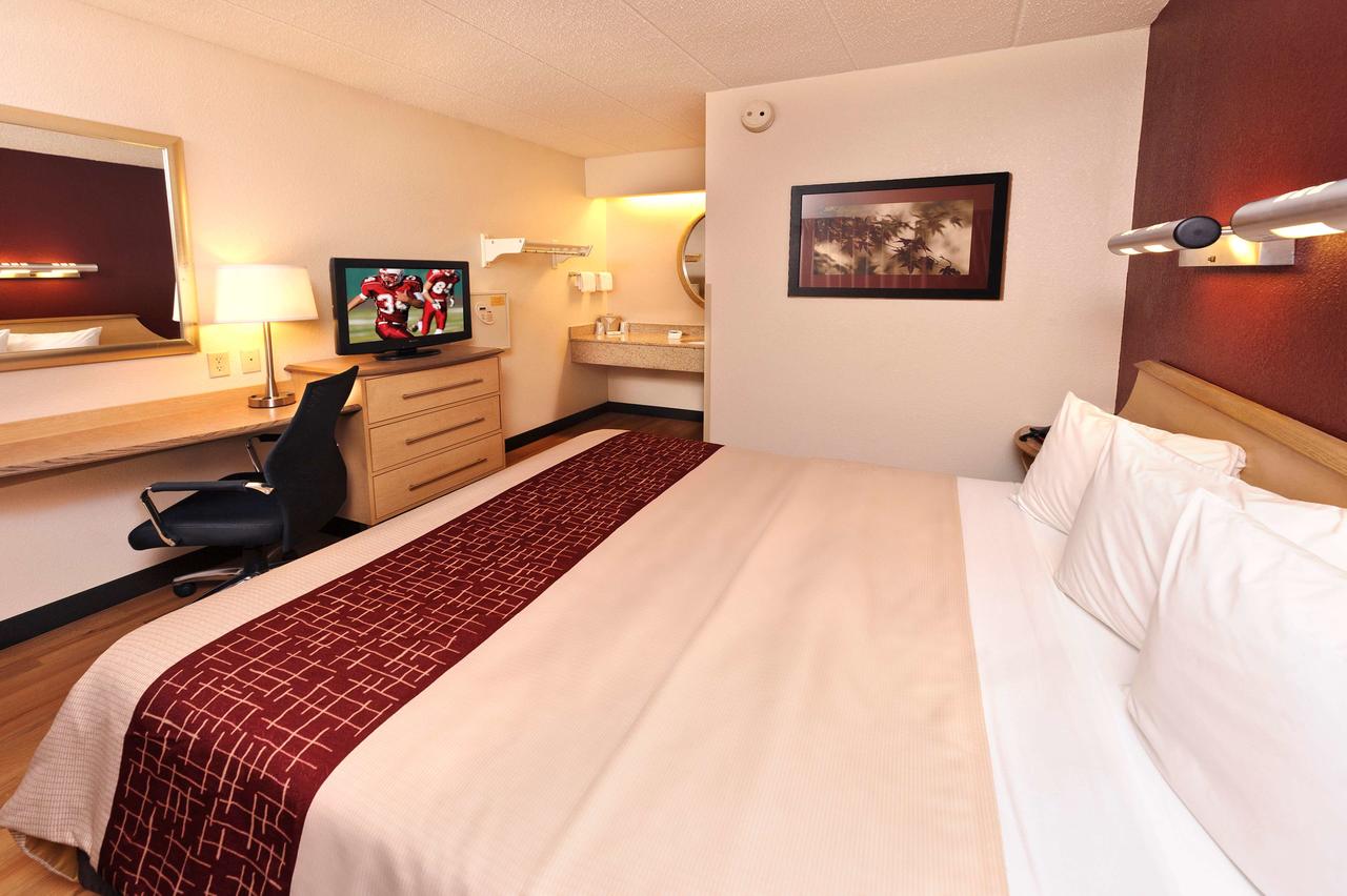 Red Roof Inn Elkhart - thumb 10