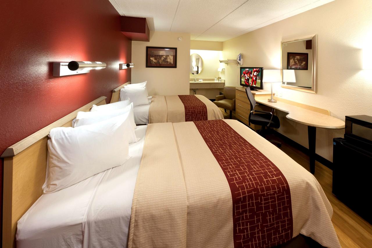 Red Roof Inn Elkhart - thumb 4
