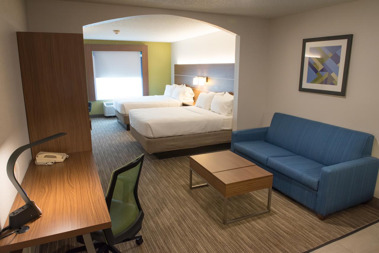 Holiday Inn Express Hotel & Suites Elkhart-South - thumb 1