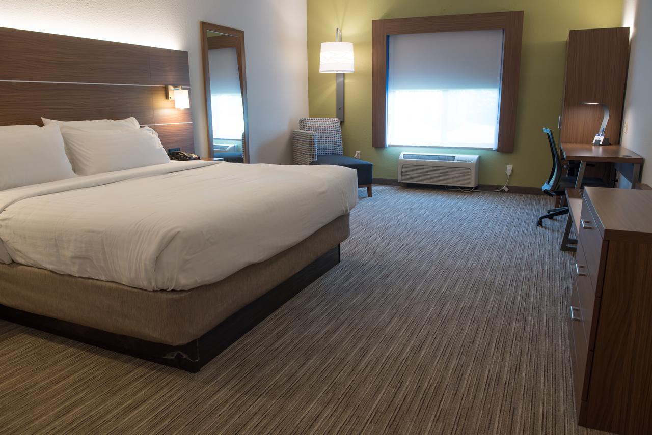 Holiday Inn Express Hotel & Suites Elkhart-South - thumb 21