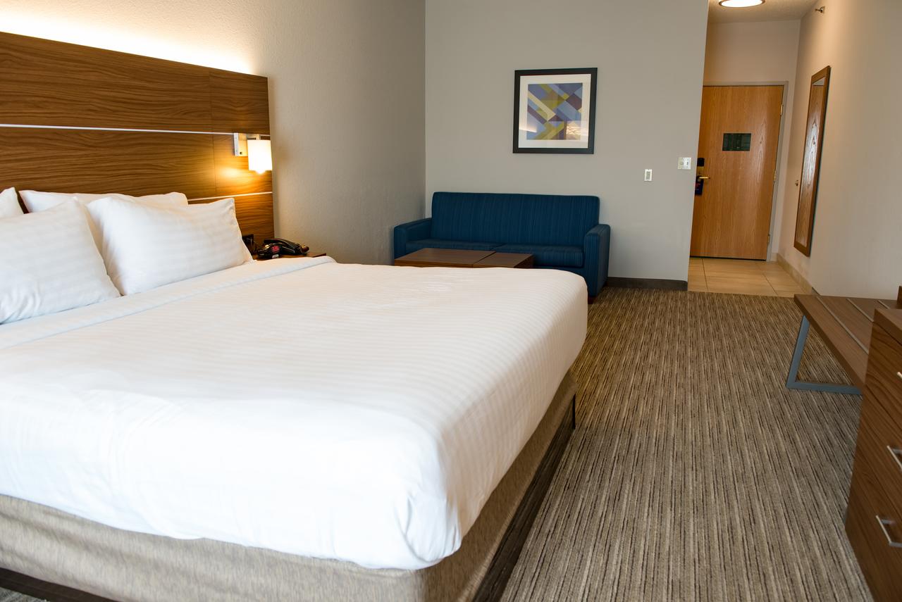 Holiday Inn Express Hotel & Suites Elkhart-South - thumb 31