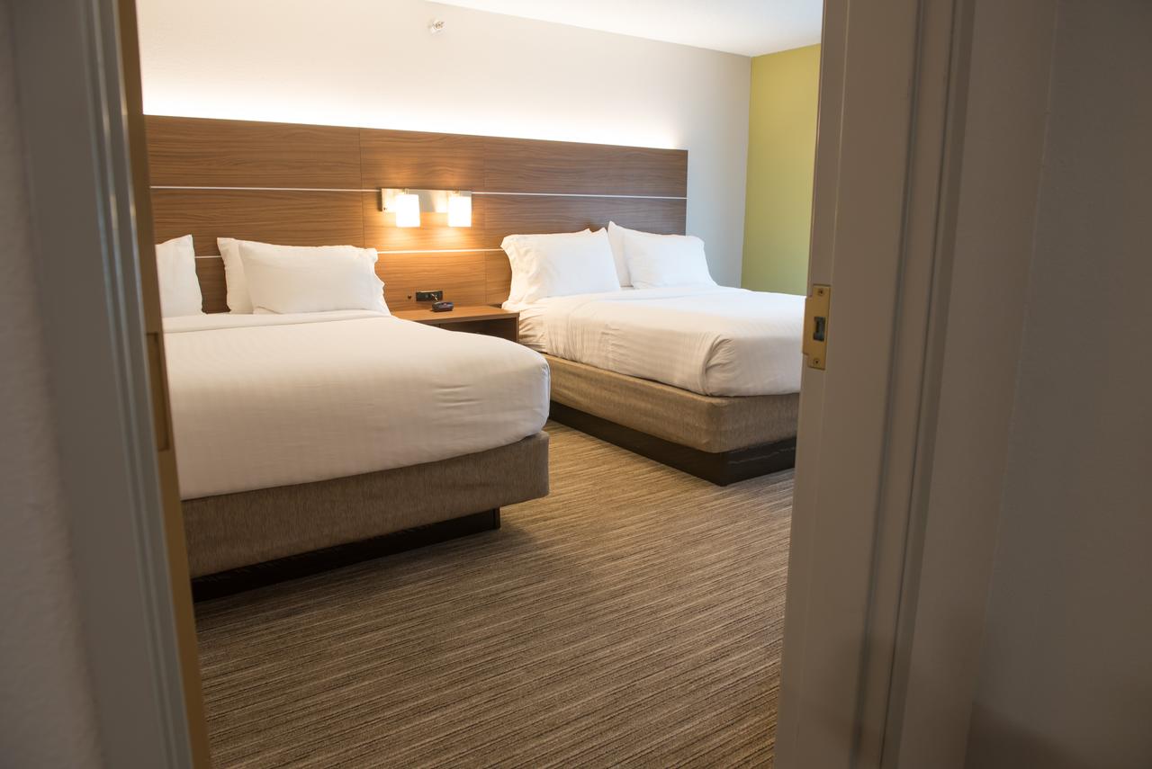 Holiday Inn Express Hotel & Suites Elkhart-South - thumb 8