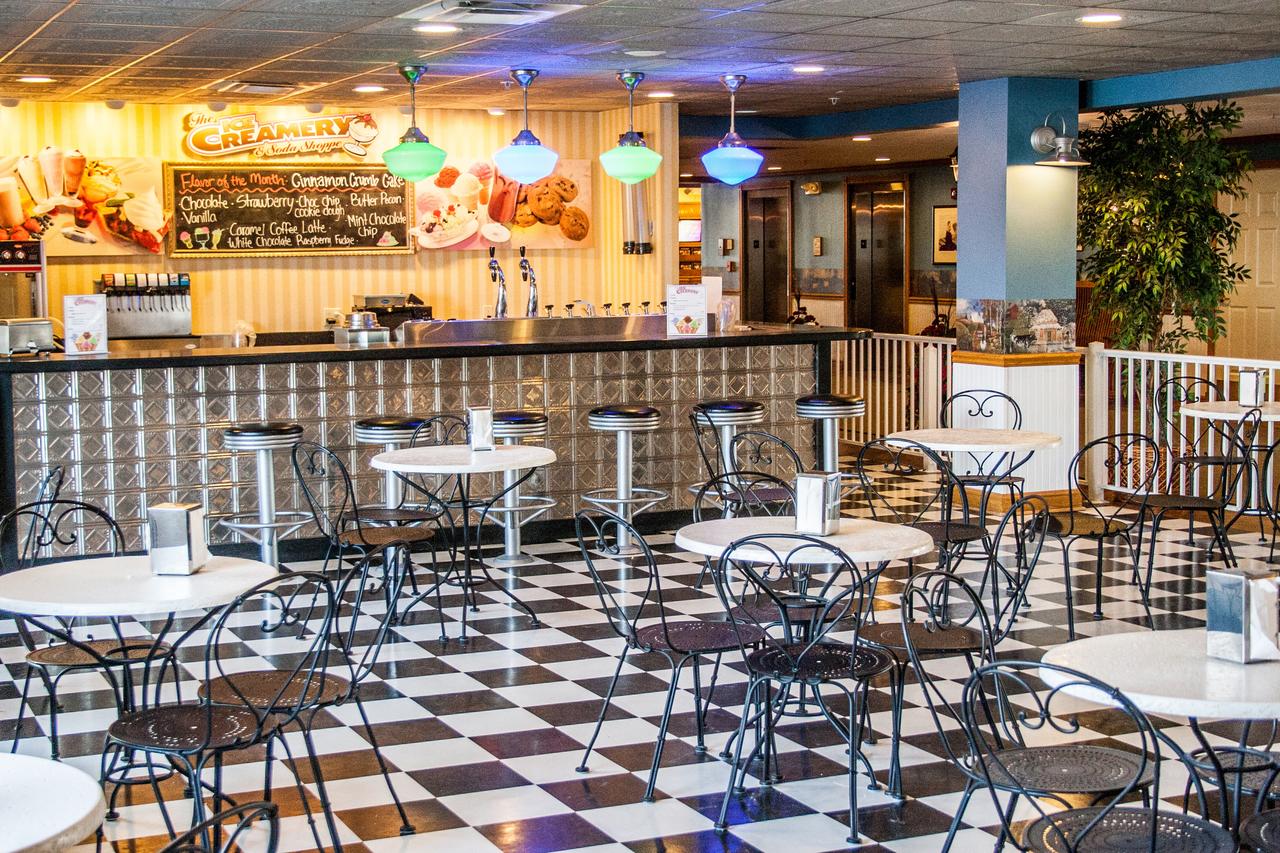 Blue Gate Garden Inn - thumb 28