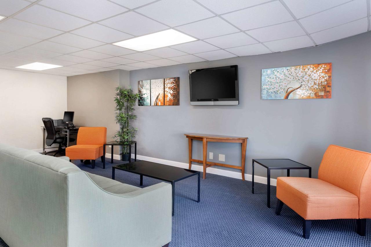 Quality Inn & Suites Lafayette I-65 - thumb 22