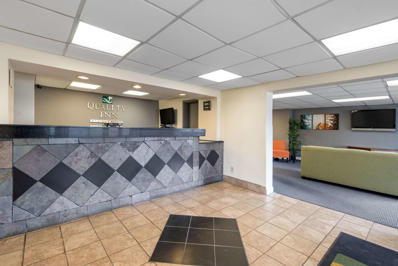 Quality Inn & Suites Lafayette I-65 - thumb 11