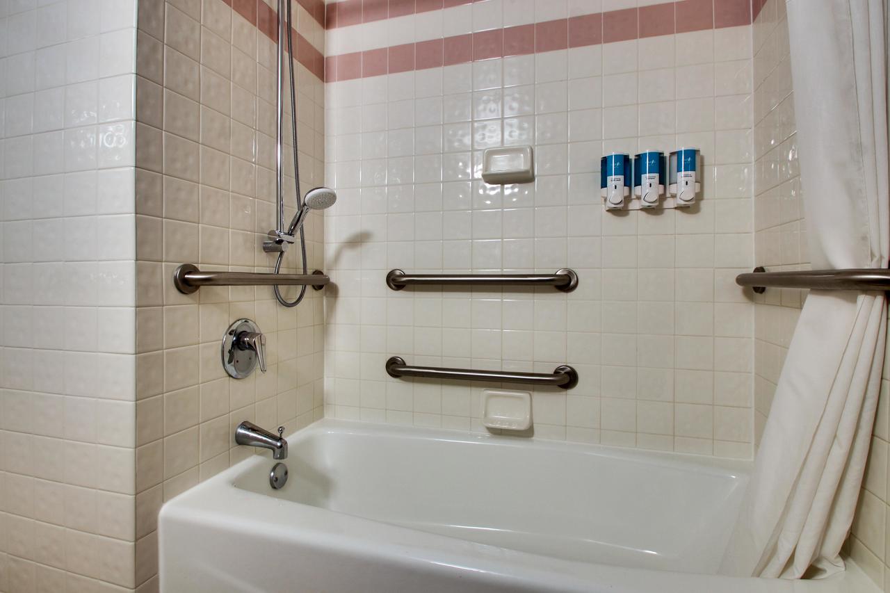 Drury Inn & Suites Evansville East - thumb 27