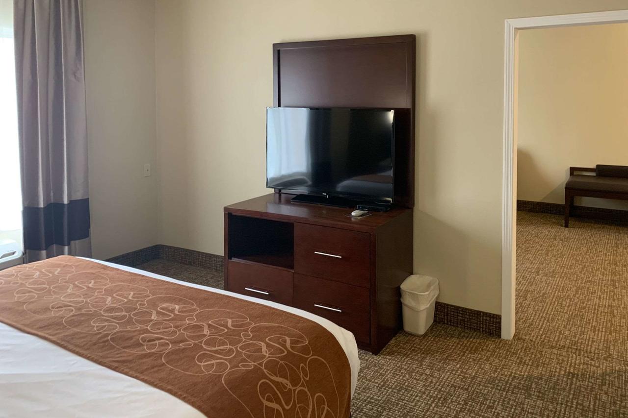 Comfort Suites Auburn - thumb 26