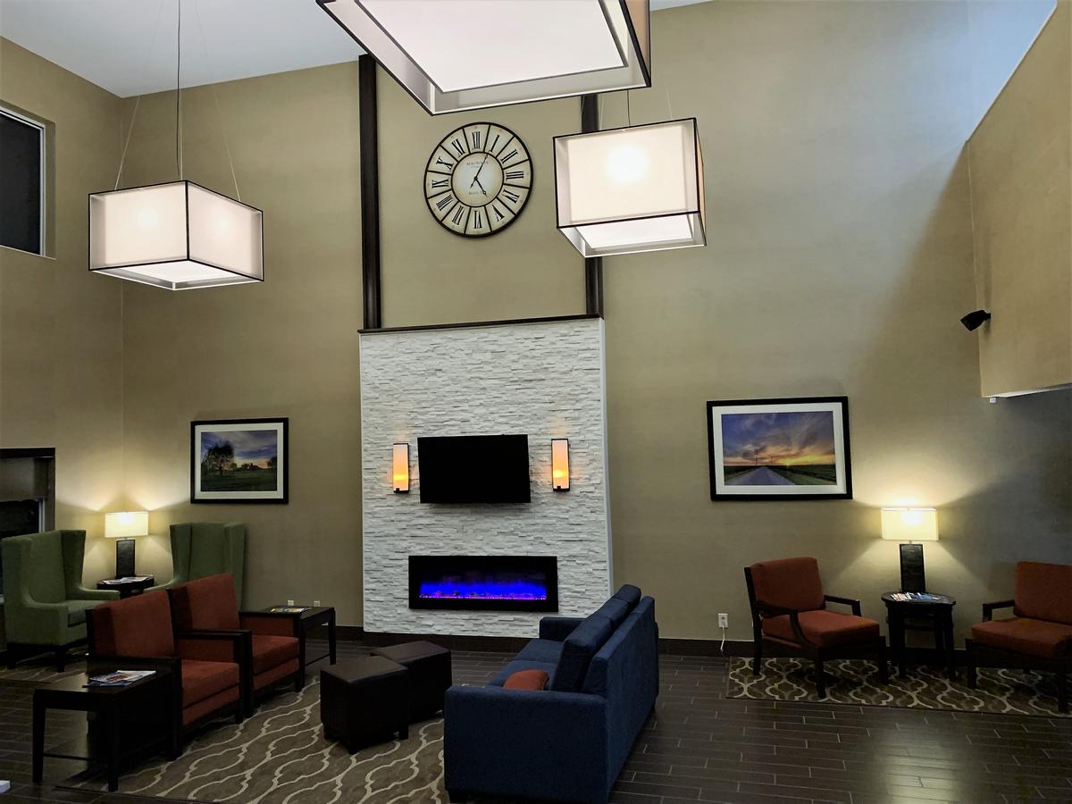 Comfort Suites Auburn - thumb 10