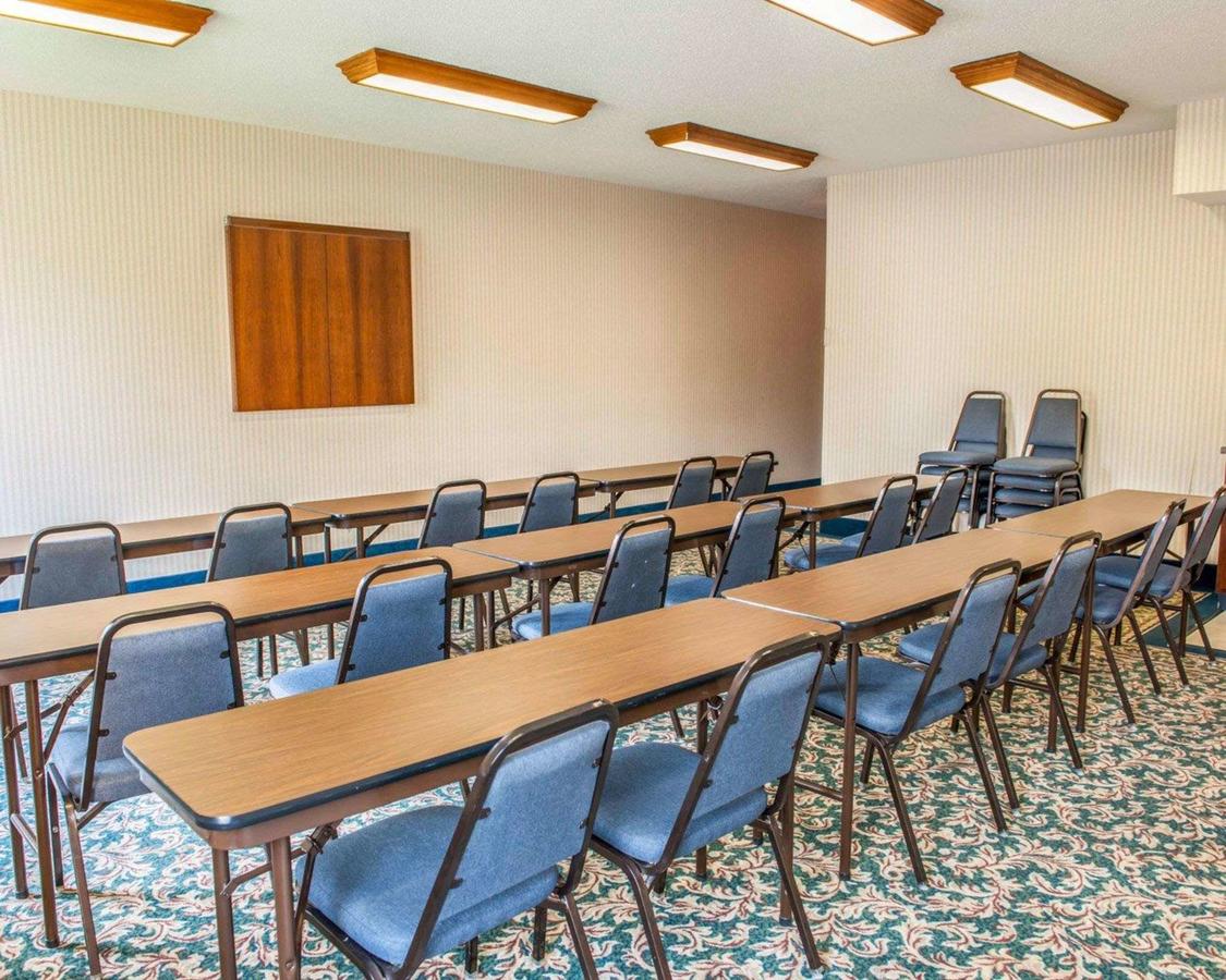 Comfort Suites Auburn - thumb 43