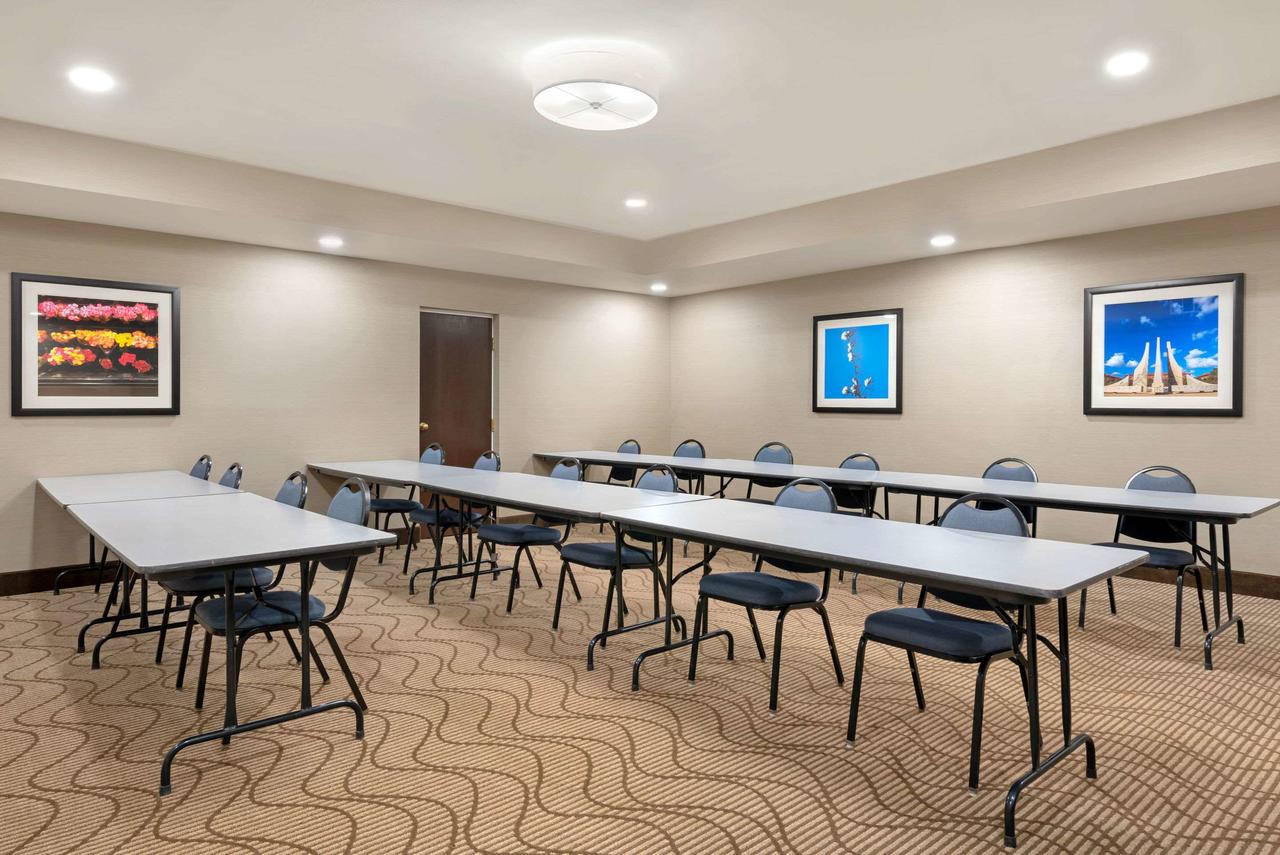 Comfort Suites Lafayette University Area - thumb 19