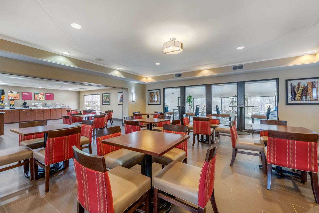 Comfort Suites Lafayette University Area - thumb 21