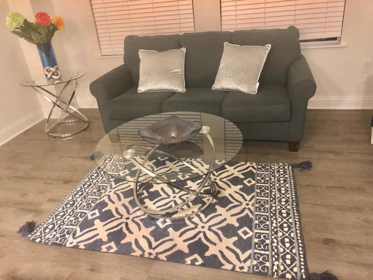 Your Favorite 2BR- Heart Of DWNTN- Near Monument Circle - thumb 0