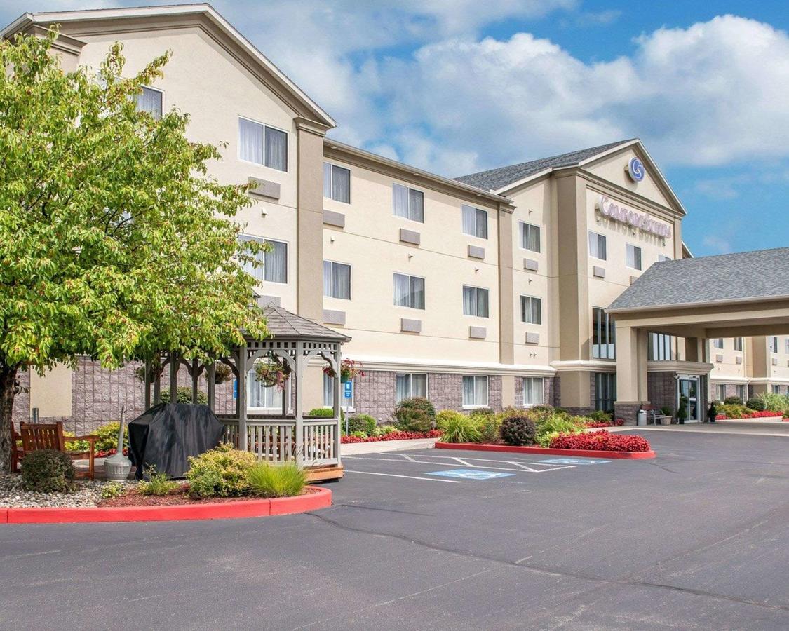 Comfort Suites North Elkhart - thumb 25