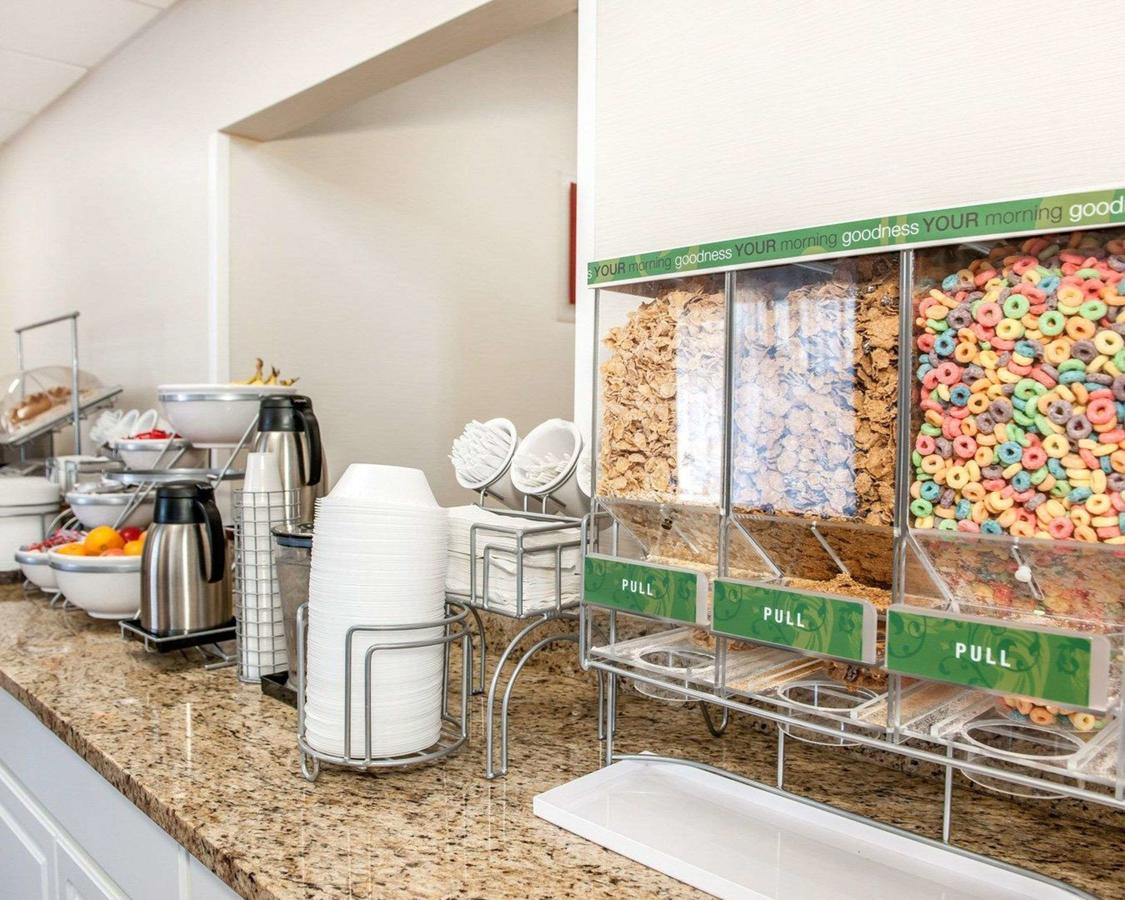 Comfort Suites North Elkhart - thumb 30