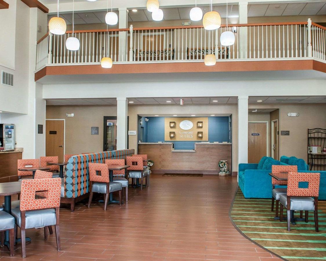 Comfort Suites North Elkhart - thumb 22
