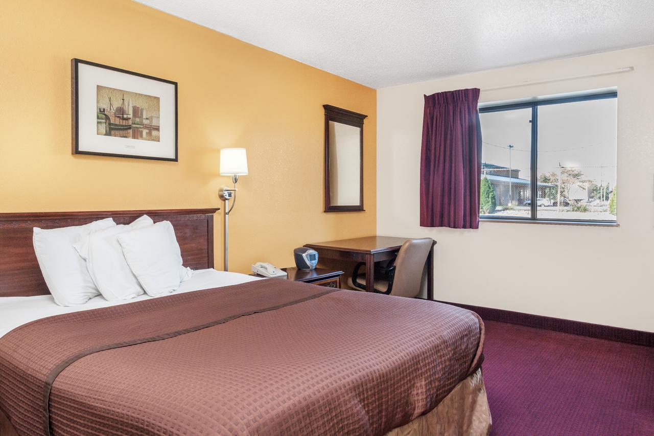 Magnuson Hotel Fort Wayne North - Coliseum - thumb 18
