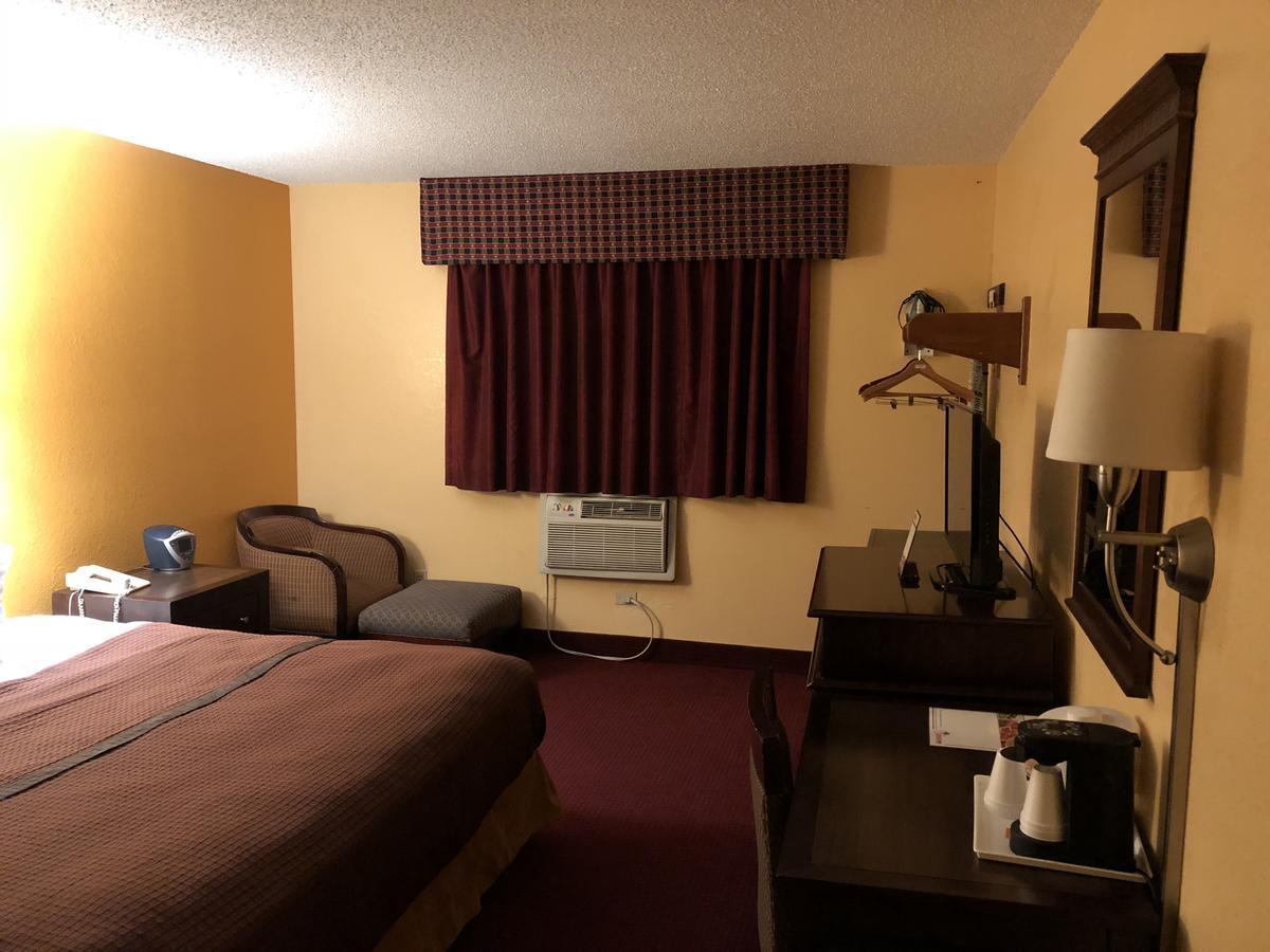 Magnuson Hotel Fort Wayne North - Coliseum - thumb 8