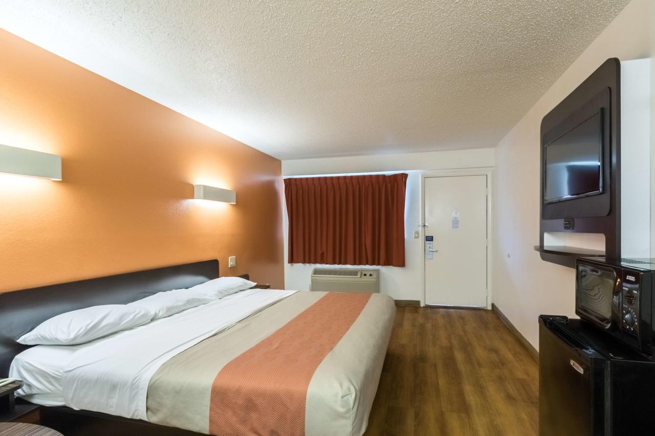 Motel 6 Crawfordsville - thumb 6