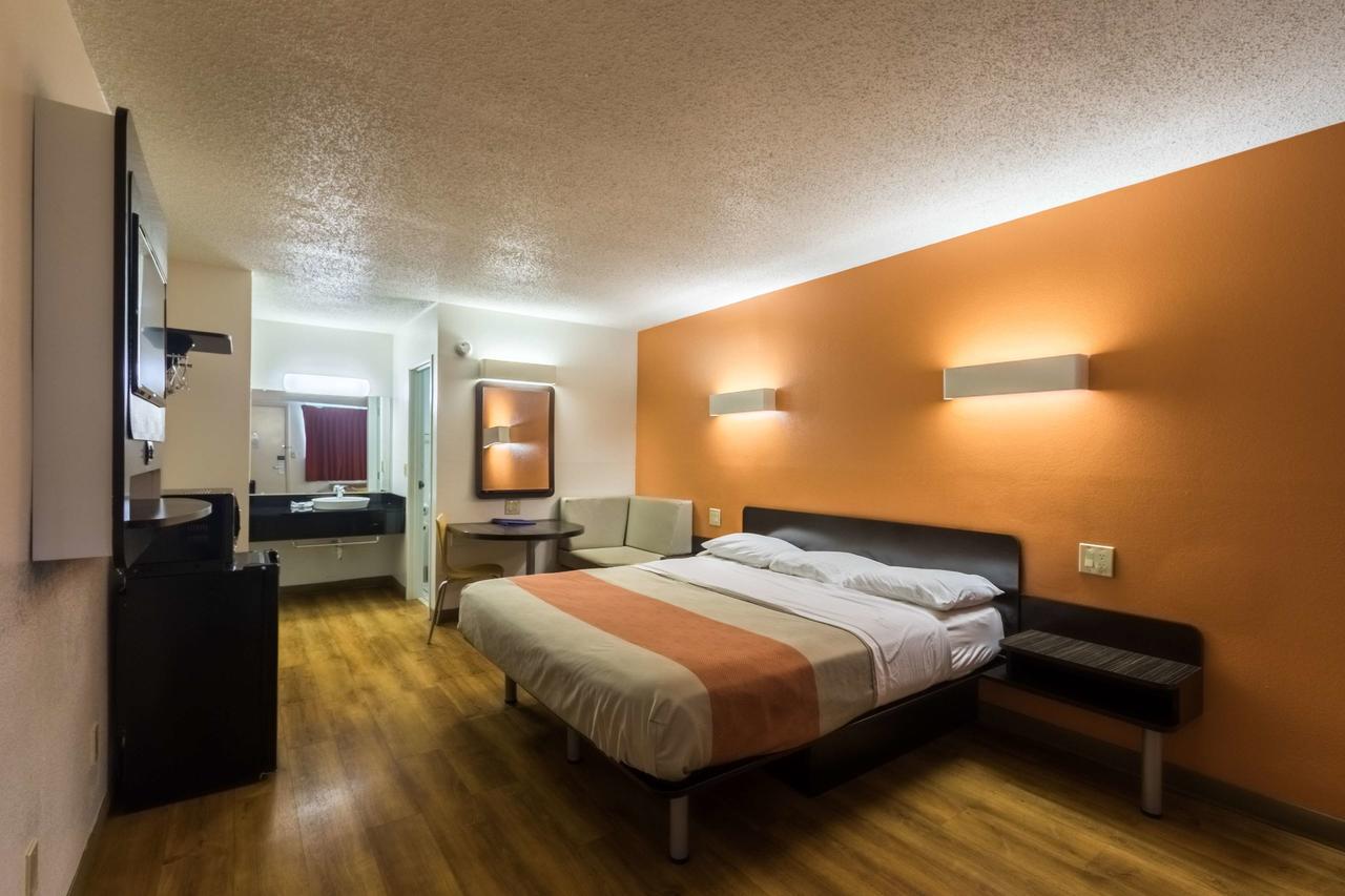 Motel 6 Crawfordsville - thumb 10