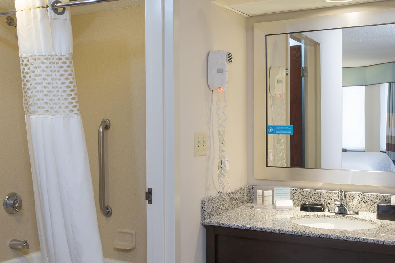 Hampton Inn & Suites Kokomo - thumb 19