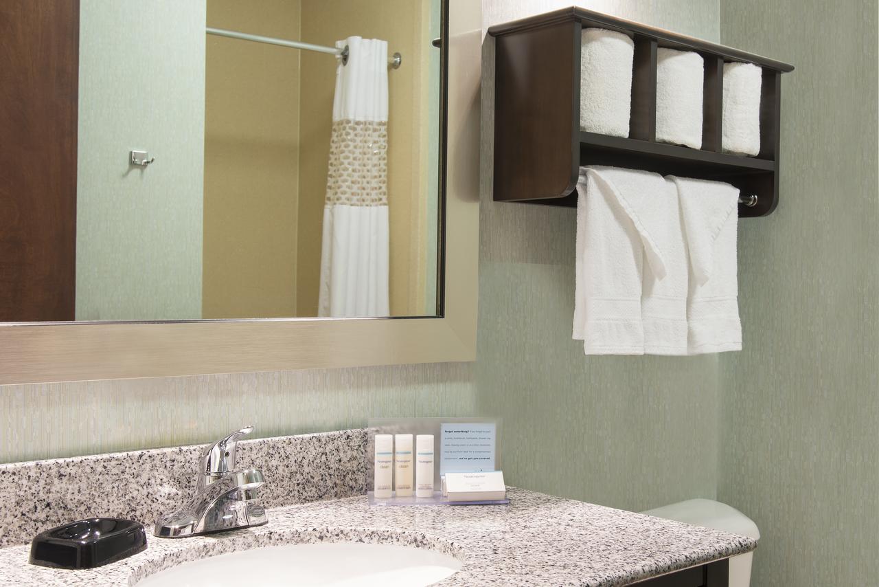 Hampton Inn & Suites Kokomo - thumb 28