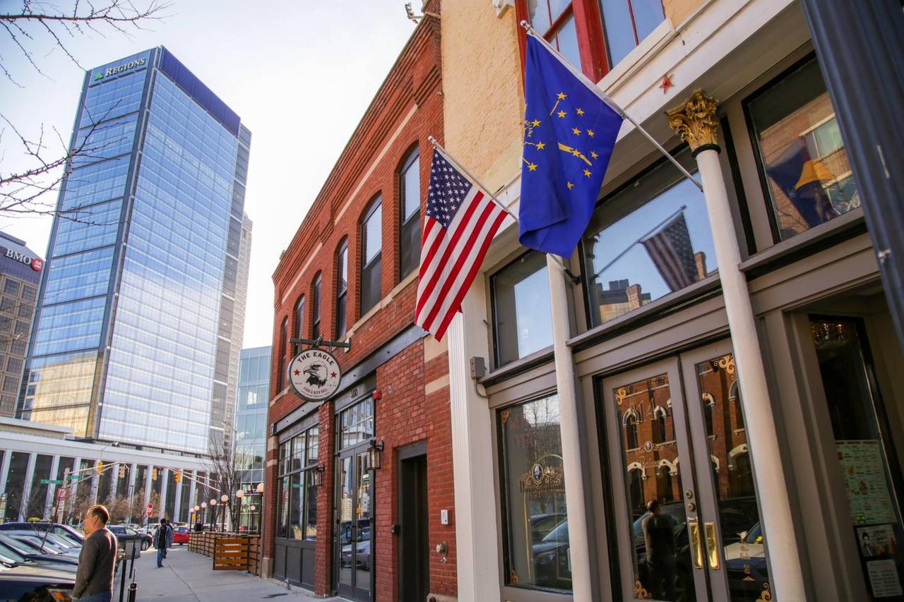 URBAN DECO 1BR APT IN HISTORIC LOCKERBIE DISTRICT - thumb 40