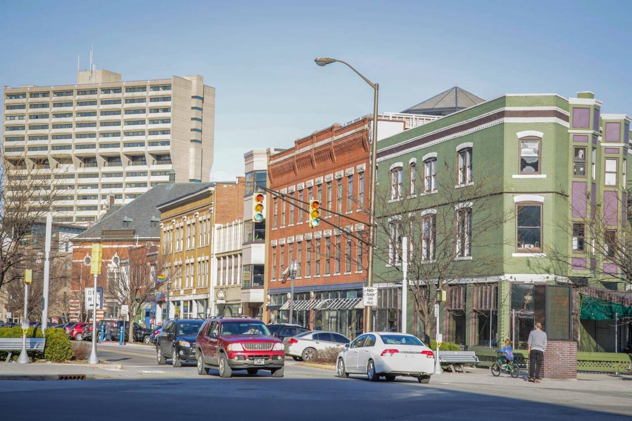 URBAN DECO 1BR APT IN HISTORIC LOCKERBIE DISTRICT - thumb 27