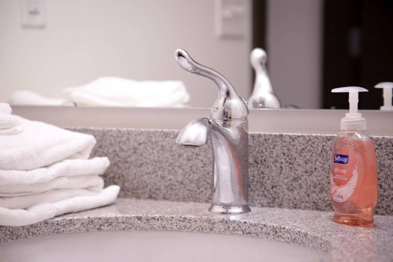 URBAN DECO 1BR APT IN HISTORIC LOCKERBIE DISTRICT - thumb 39