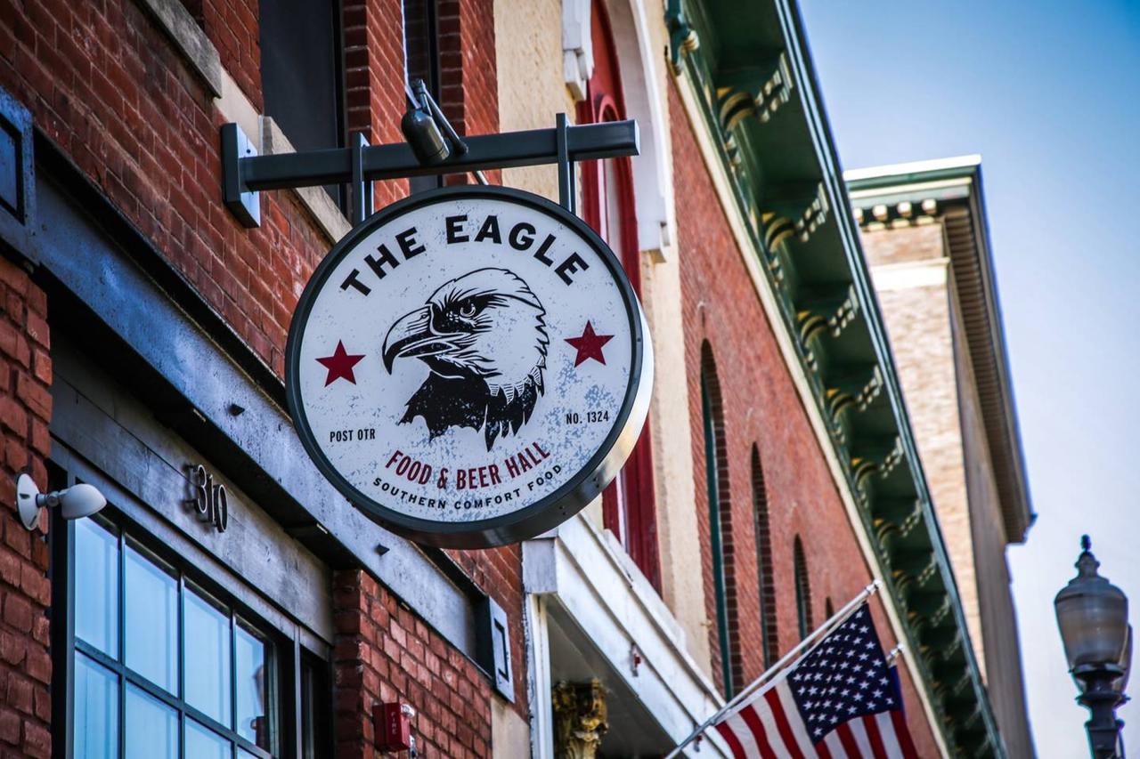 URBAN DECO 1BR APT IN HISTORIC LOCKERBIE DISTRICT - thumb 23