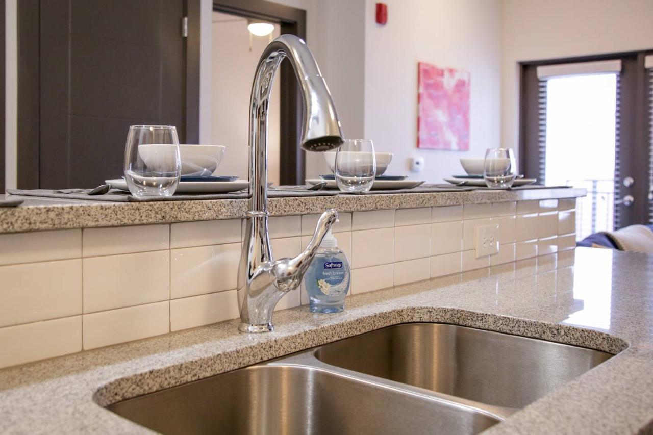 URBAN DECO 1BR APT IN HISTORIC LOCKERBIE DISTRICT - thumb 11