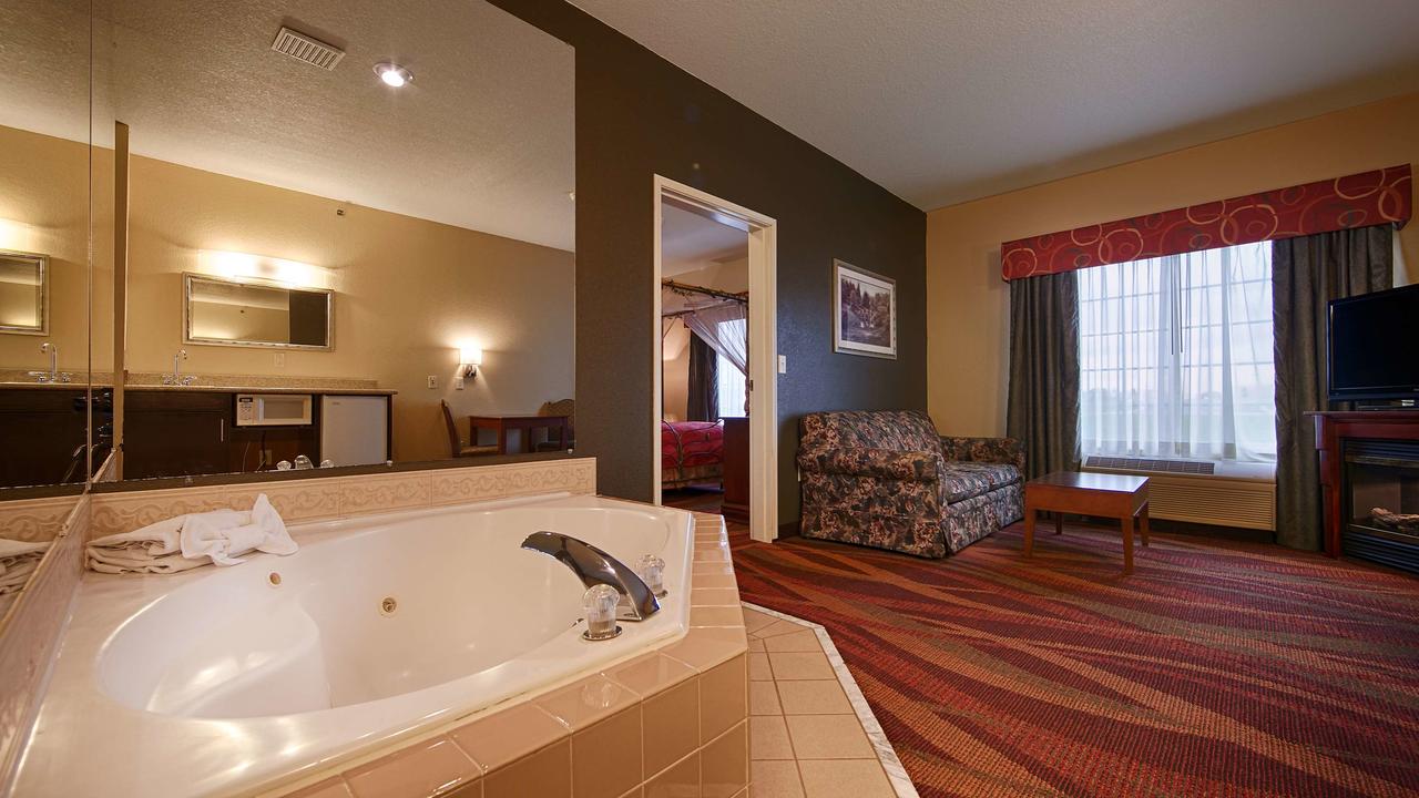 Best Western Plus Fort Wayne Inn & Suites North - thumb 27