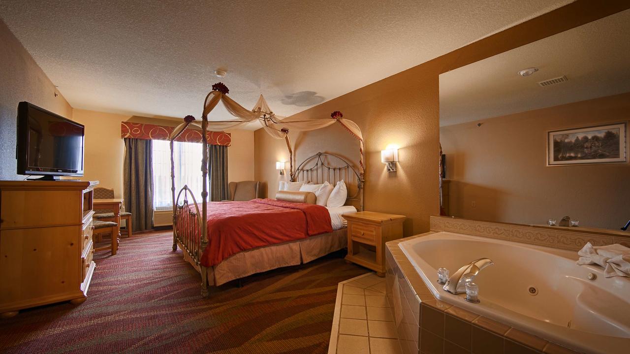 Best Western Plus Fort Wayne Inn & Suites North - thumb 24