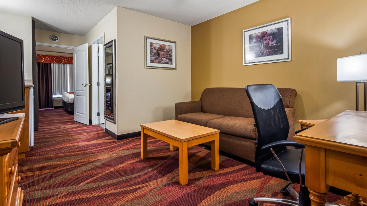 Best Western Plus Fort Wayne Inn & Suites North - thumb 6